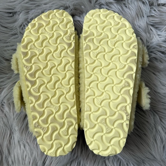 BIRKENSTOCK Arizona Big Buckle Teddy in Popcorn Yellow NWOB Size EU 38 US 7 - Picture 13 of 14